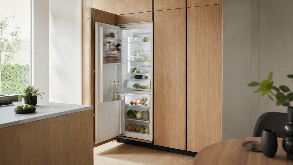 Inbouw koelkast in een moderne keuken