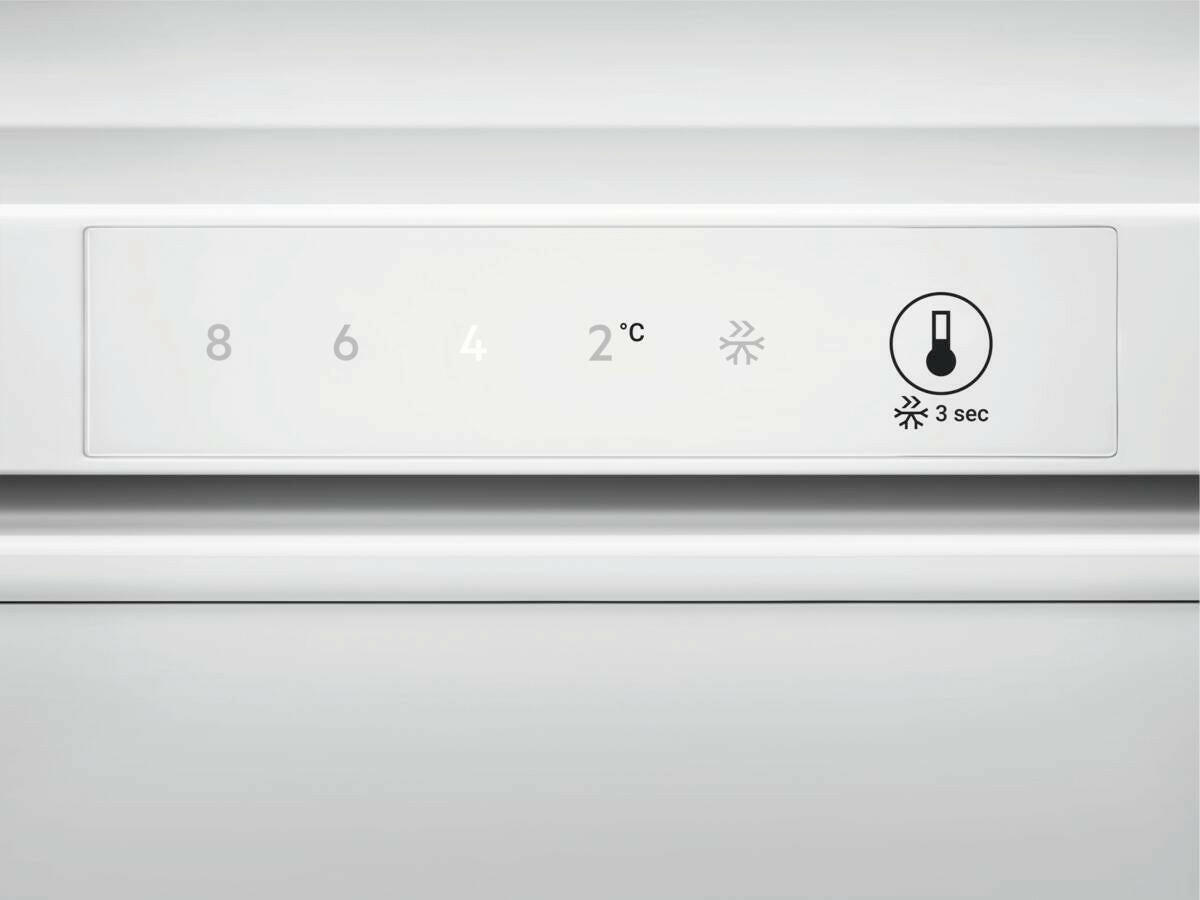 AEG RTS811DXAW wit