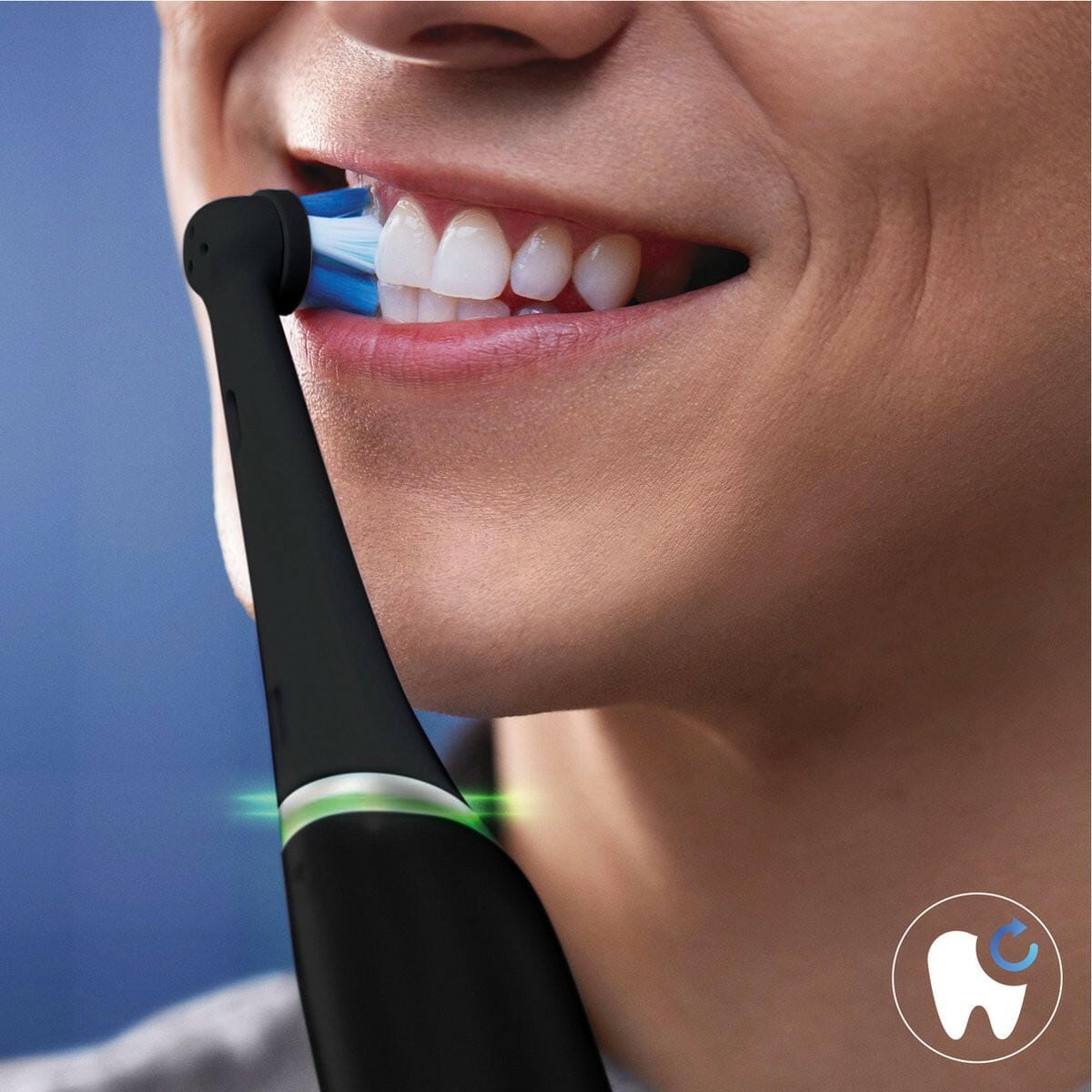 Aswo ORAL-B OPZETBORSTELS IO ULTIMATIVE REINIGING 4 STUKS ZWART