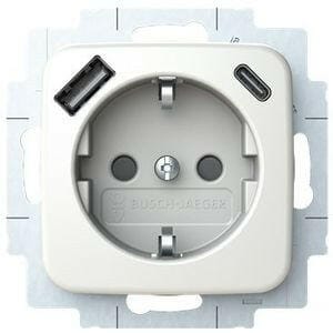 EP:Tummers 20 EUCBUSB-212 BUS WCD RA KV+USB VOED.SI