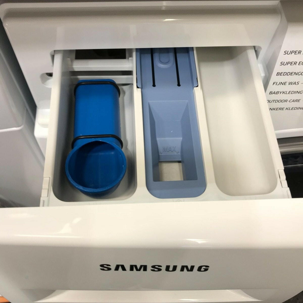 EP:Tummers SOAPSHUTTLE WASM.DOSEERSYSTEEM