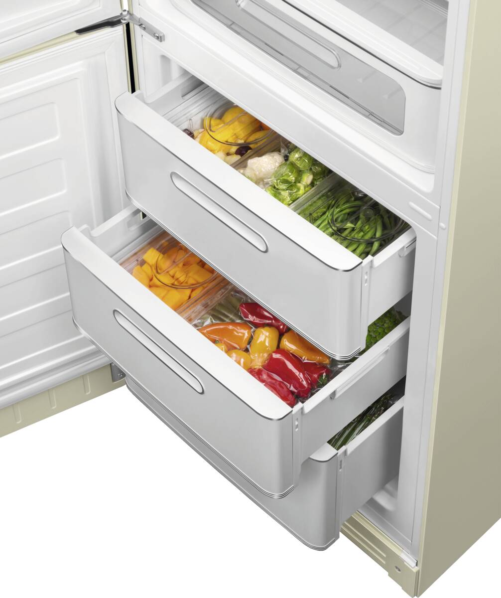 Smeg Smeg FAB32LCR6 crème