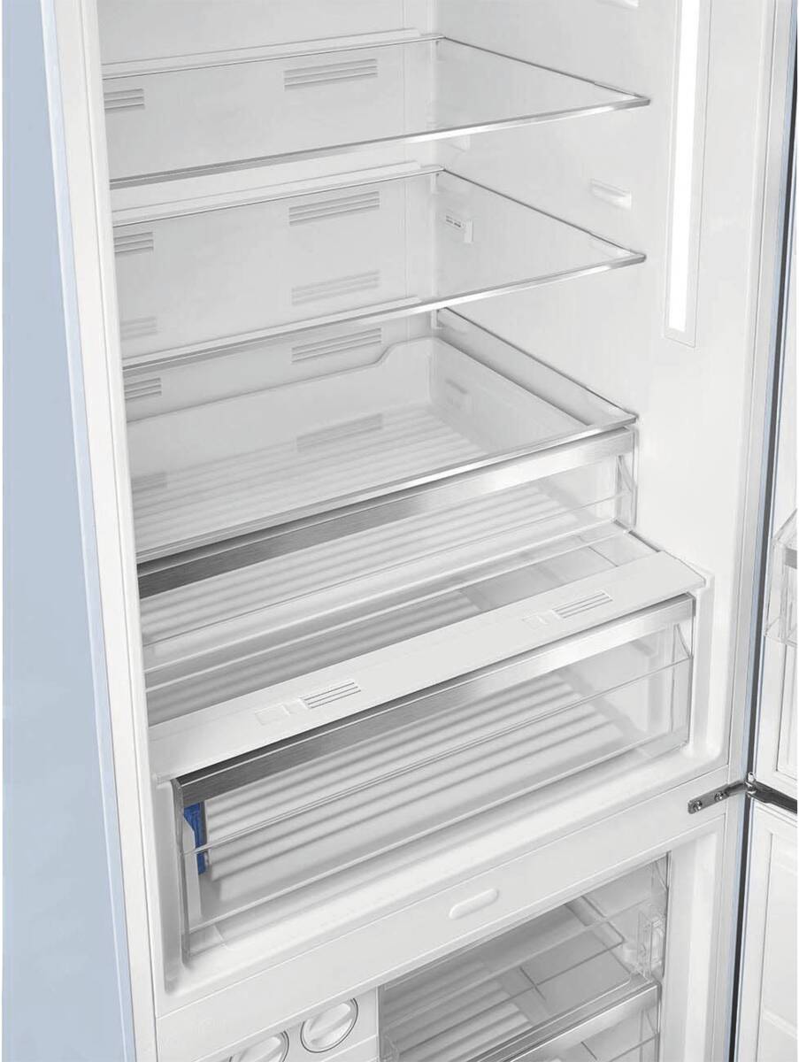 Smeg Smeg FAB38RPB6 pastelblauw