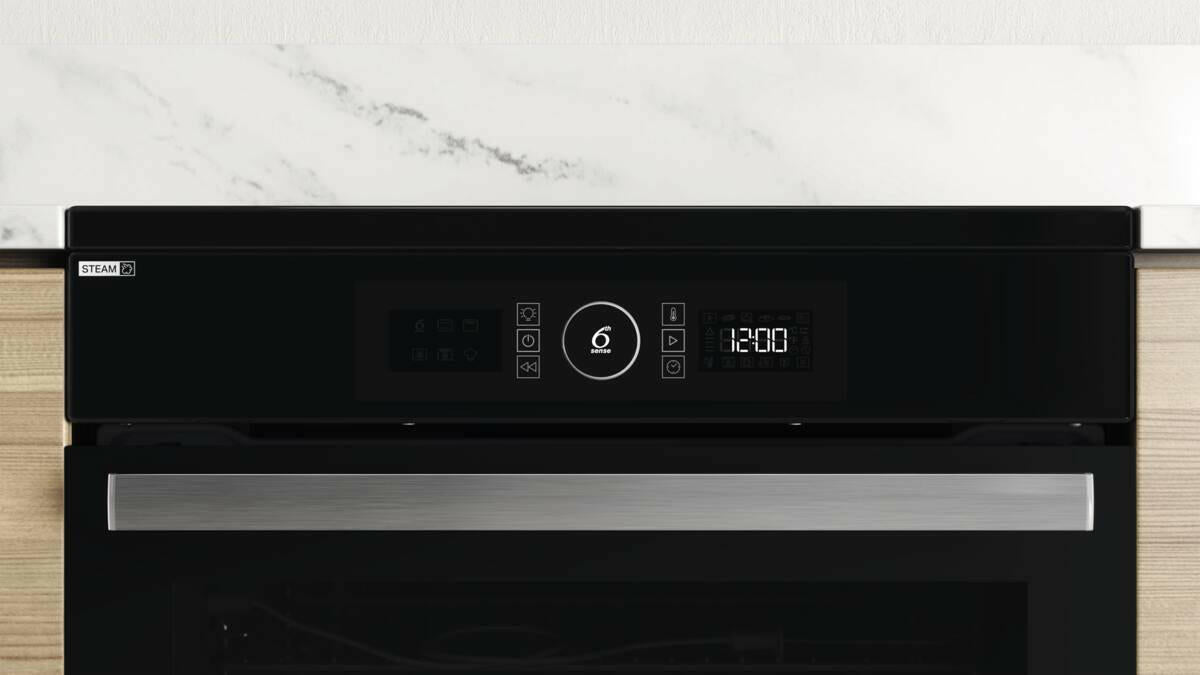 Whirlpool WS68IS8APBP/E zwart.
