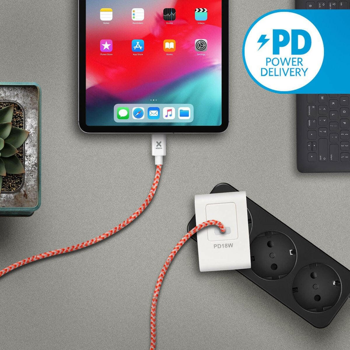 Xtorm Xtorm USB-C Adapter with Lightning Cable (PD)